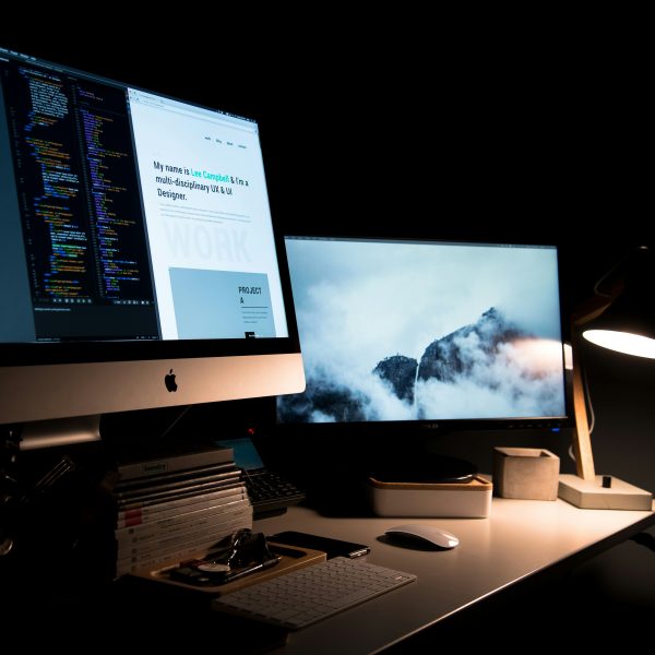 Kafuko Portfolio - Dark WordPress Theme